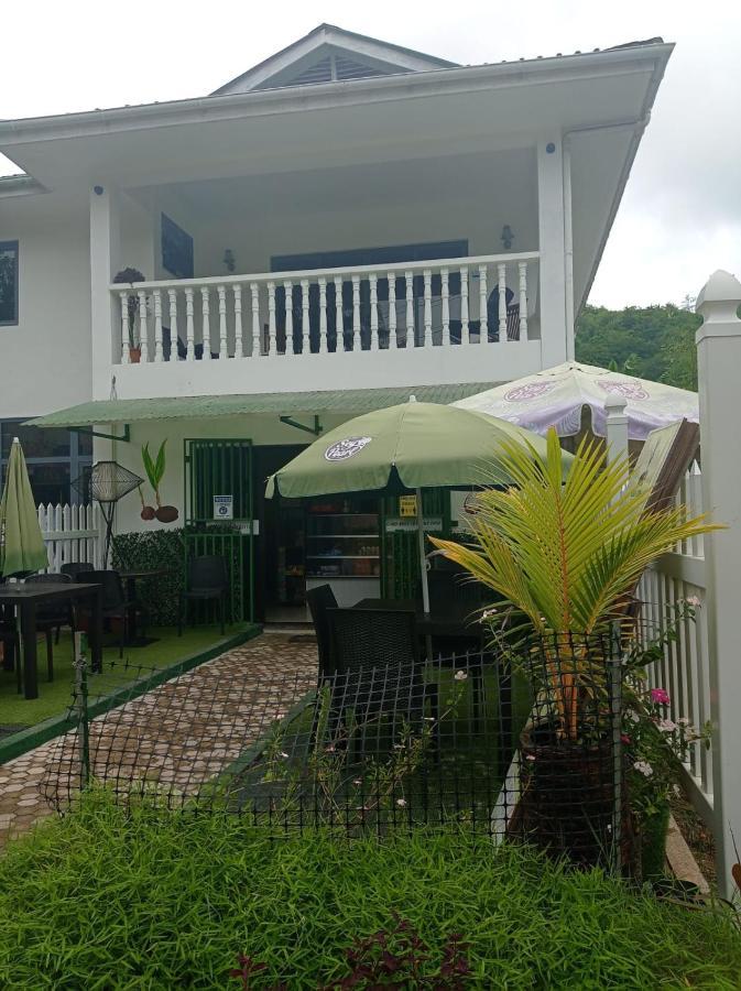 Les Forbans Selfcatering Apartment Takamaka Eksteriør bilde